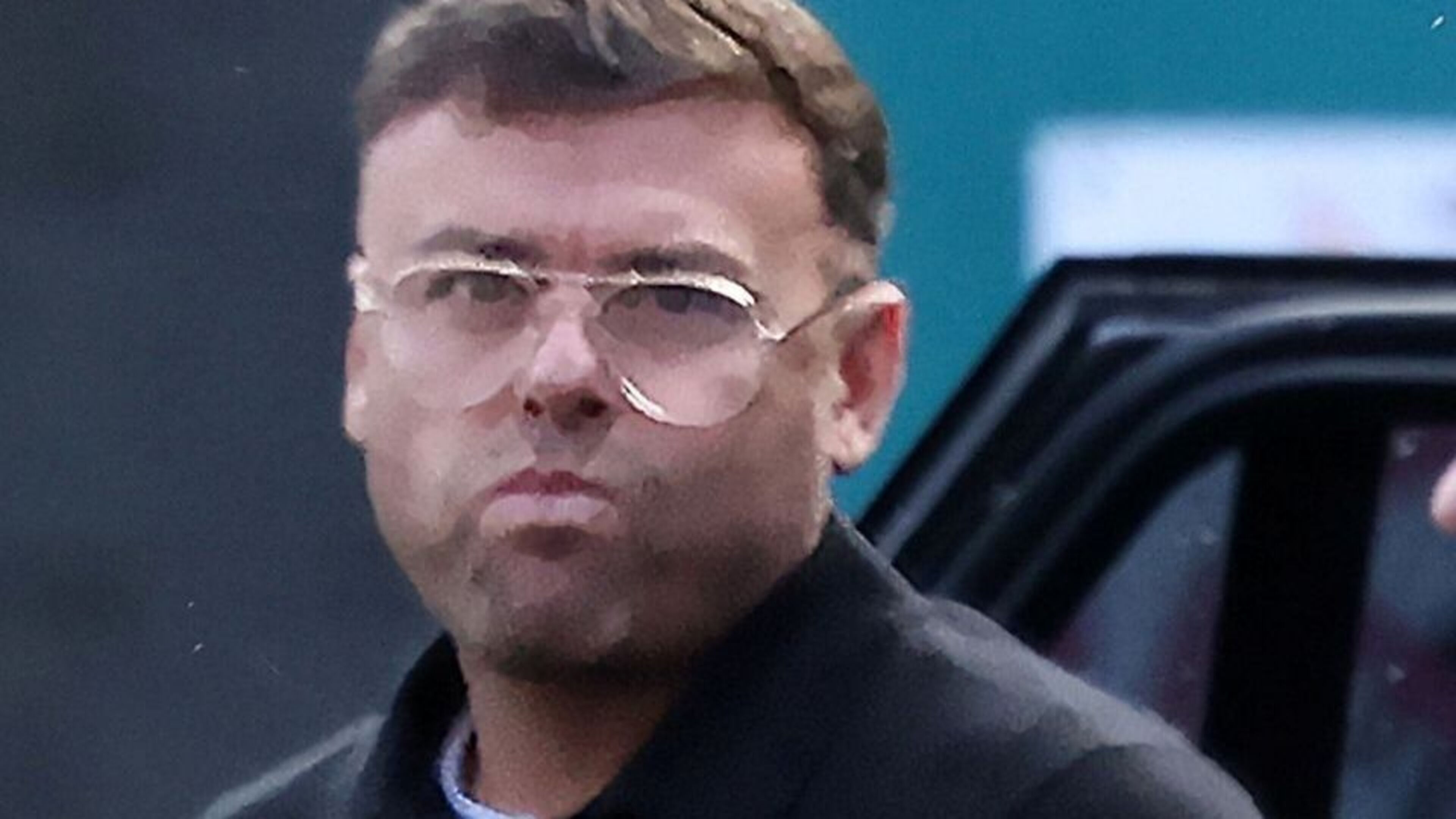 ‘Significant’ crime figure wanted over Belfast murder of Robbie Lawlor discussed ‘stabbing a barrister’ in EncroChats, High Court hears